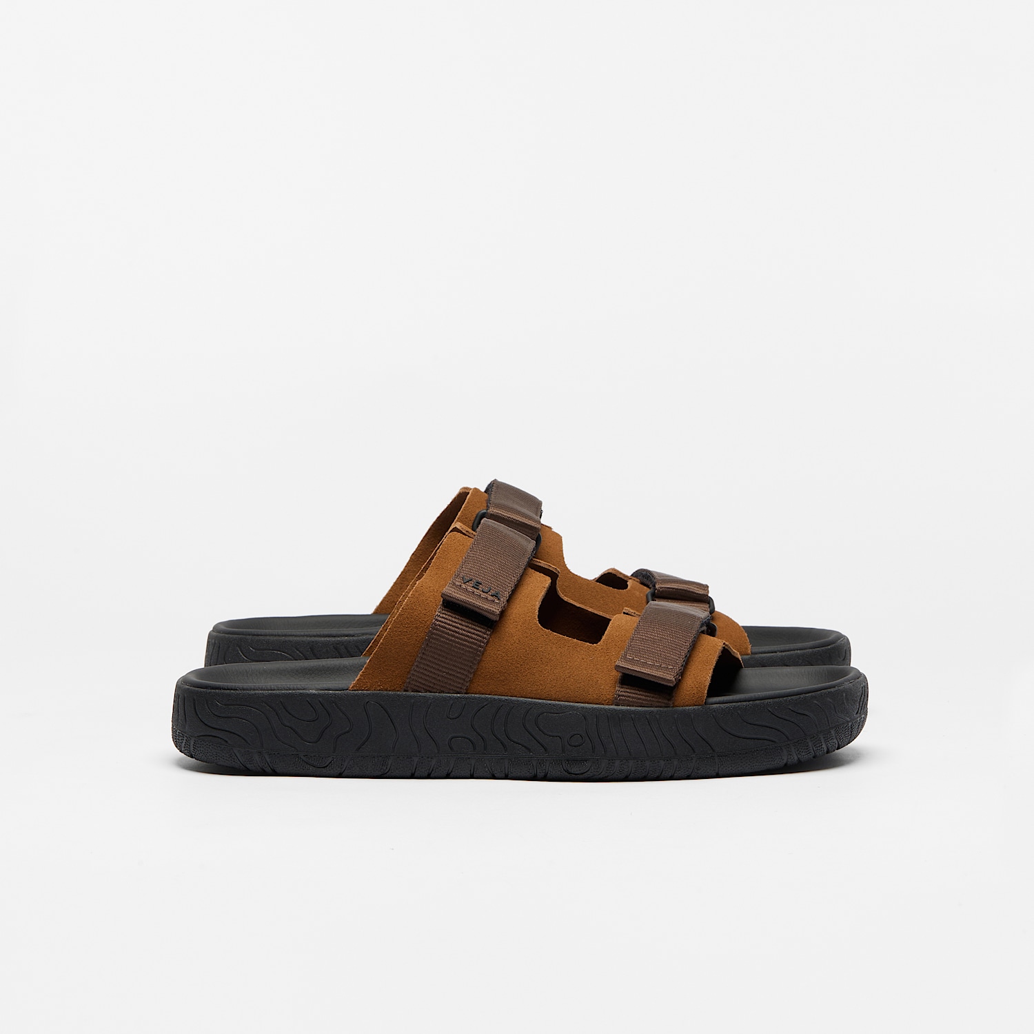 veja-sneakers-arpoador-suede-brown-ap3221556_1