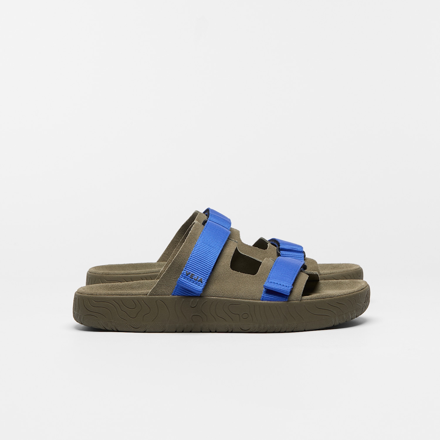 veja-sneakers-arpoador-veja-x-working-title-suede-green-wk3221661_1