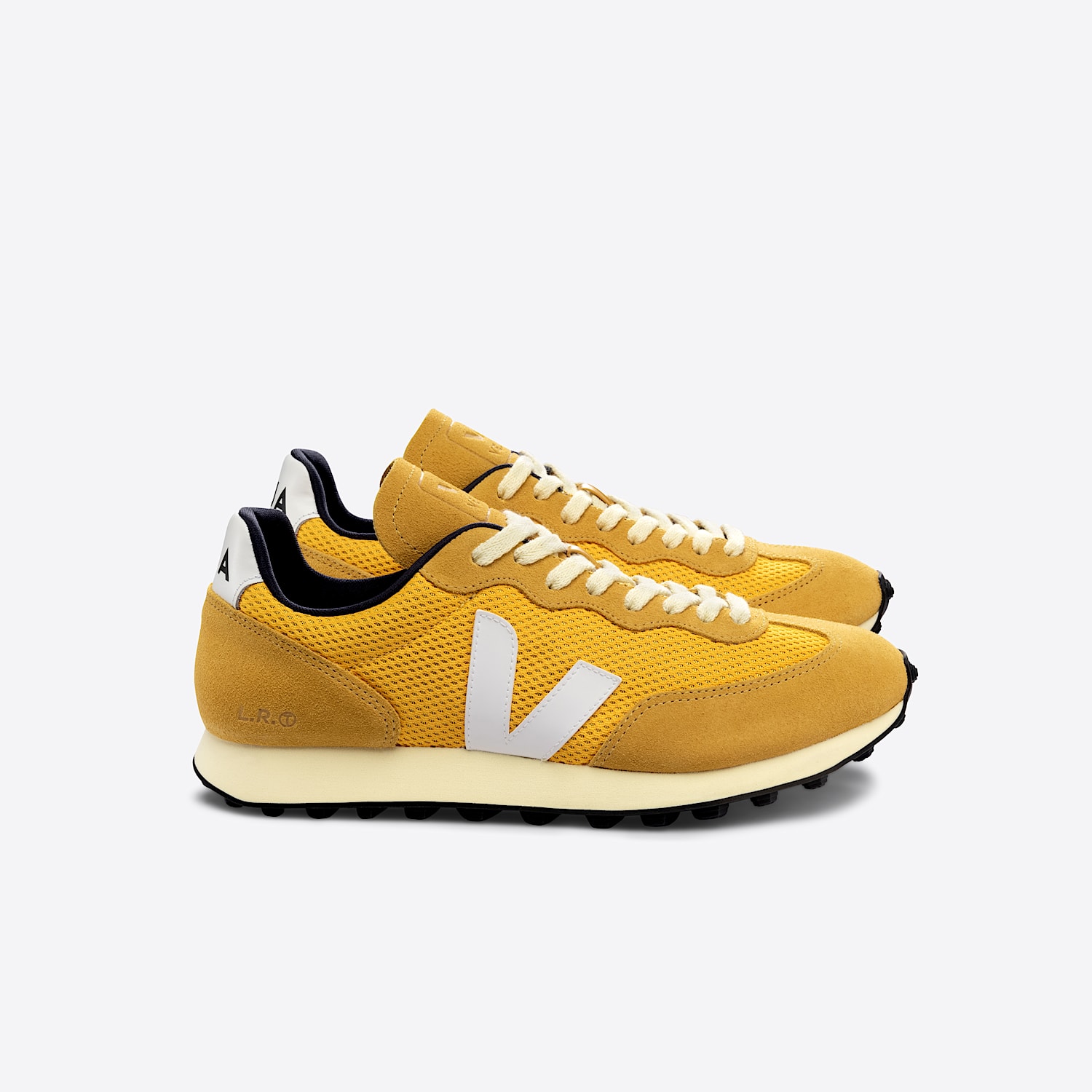 veja-sneakers-rio-branco-recycled-yellow-rb1803157_1