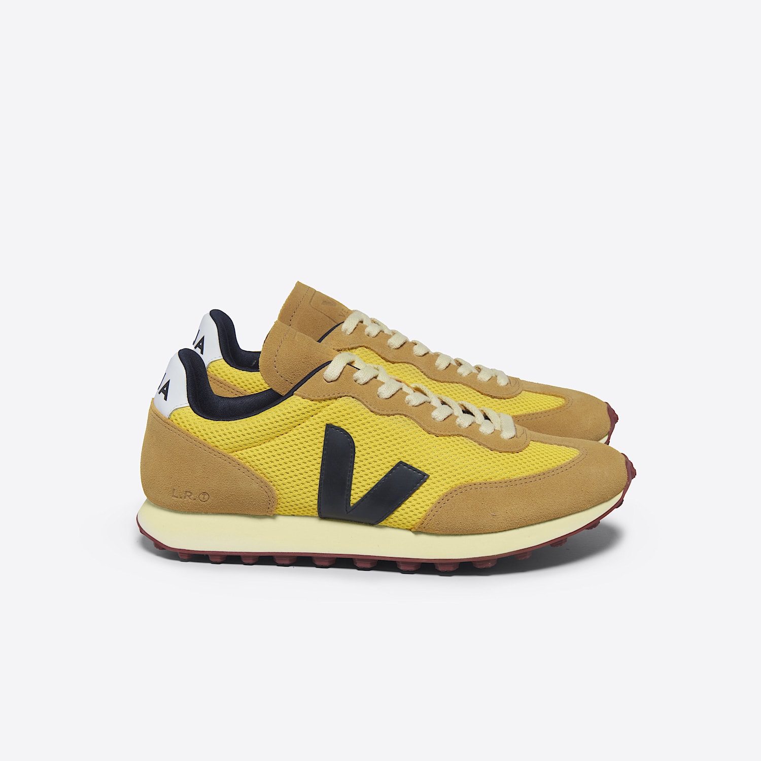 veja-sneakers-rio-branco-recycled-yellow-rb1803535_1