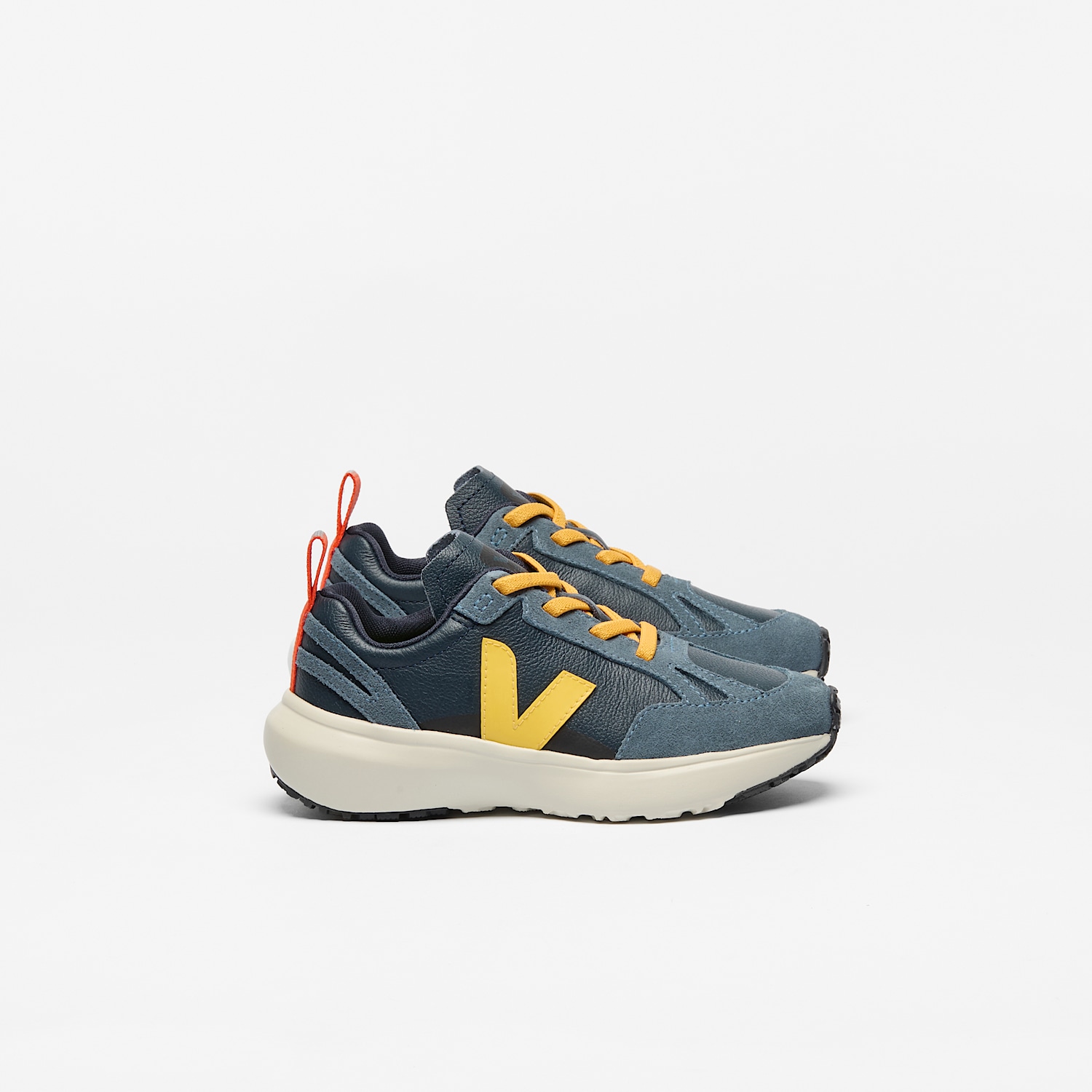 veja-sneakers-small-canary-light-leather-blue-yl2021528_1