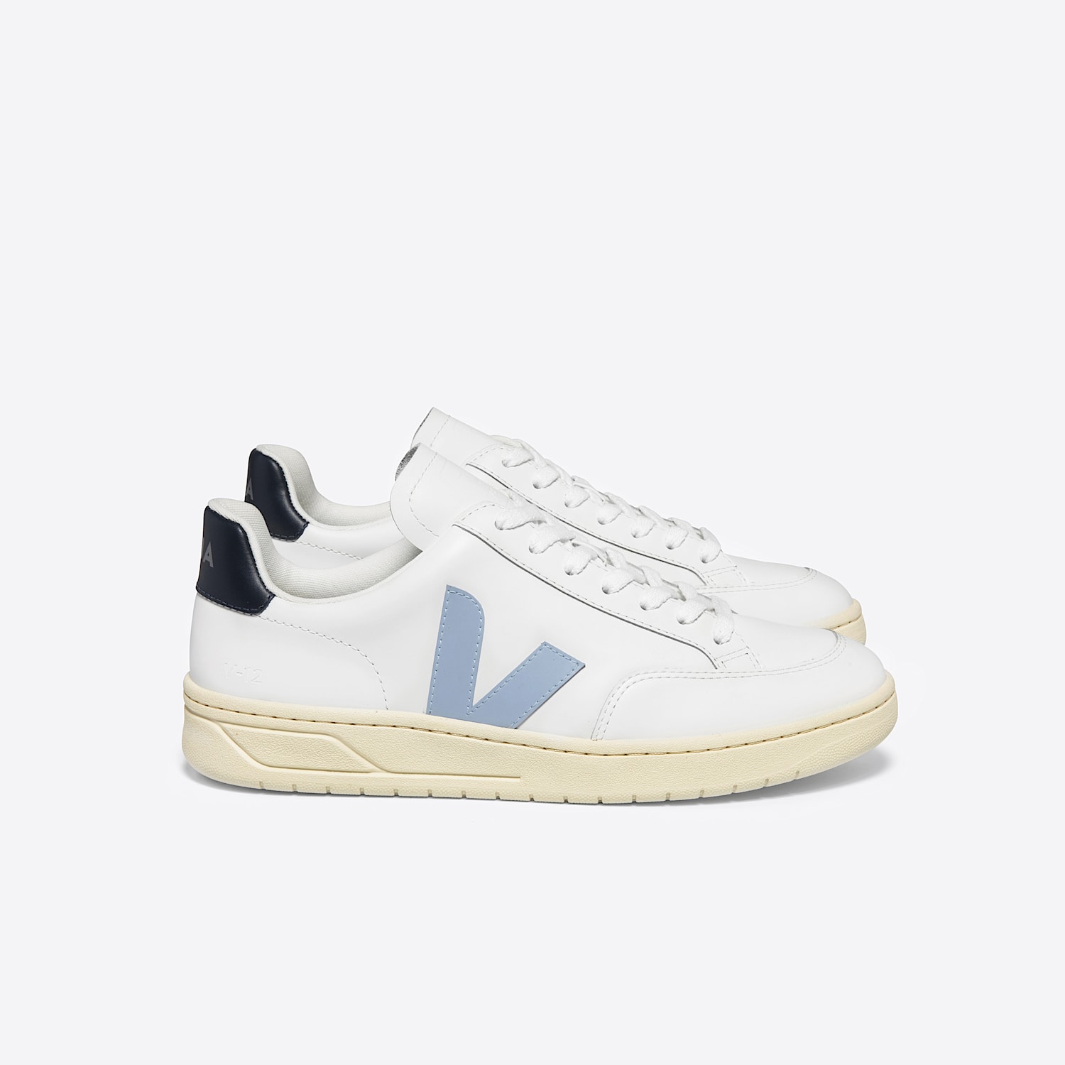 veja-sneakers-v-12-leather-white-xd0203302_1