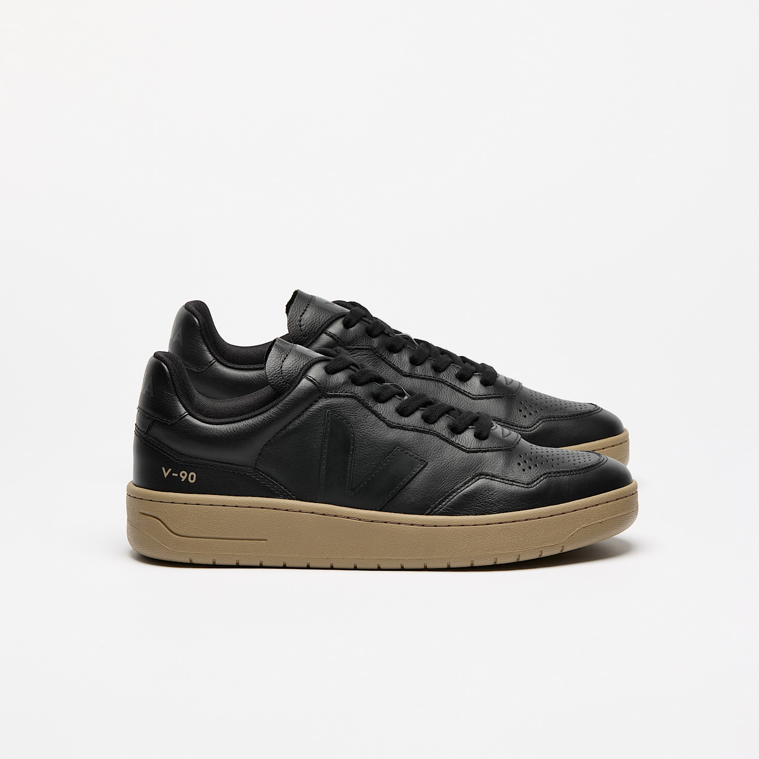 veja-sneakers-v-90-organic-cotton-black-vd2003896_1