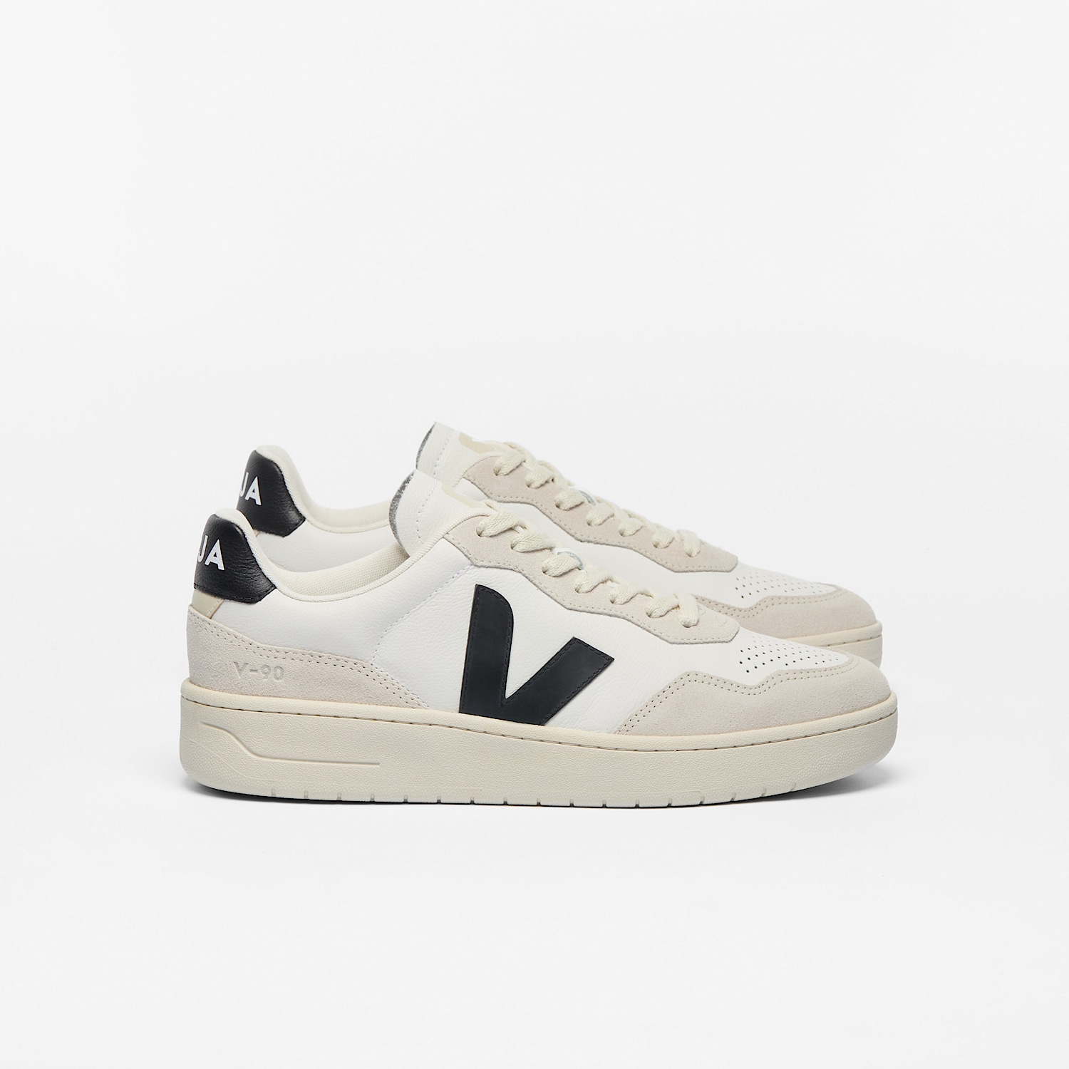 veja-sneakers-v-90-organic-cotton-white-vd2021061_1
