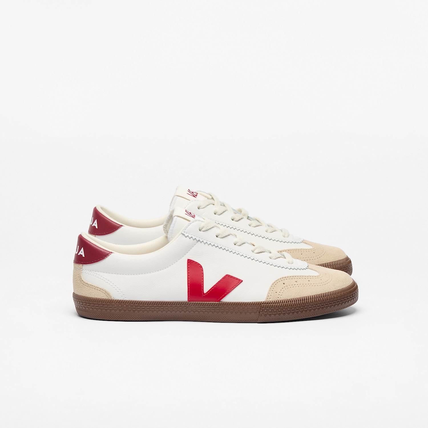 veja-sneakers-volley-organic-leather-white-vo2003533_1